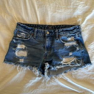 A&F low rise short
